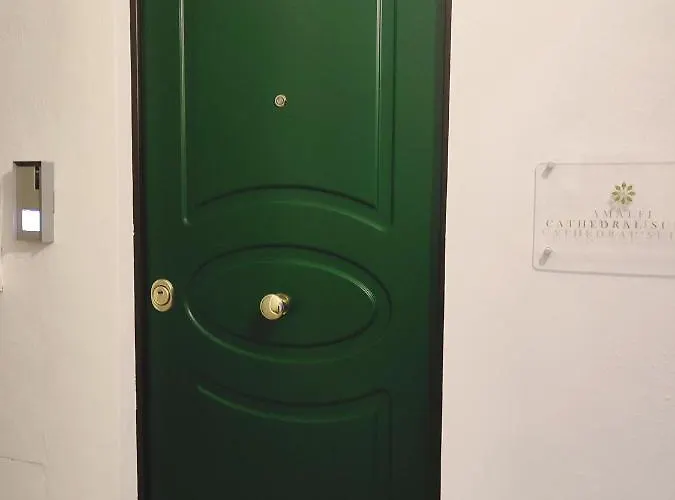 Apartment Cathedral *